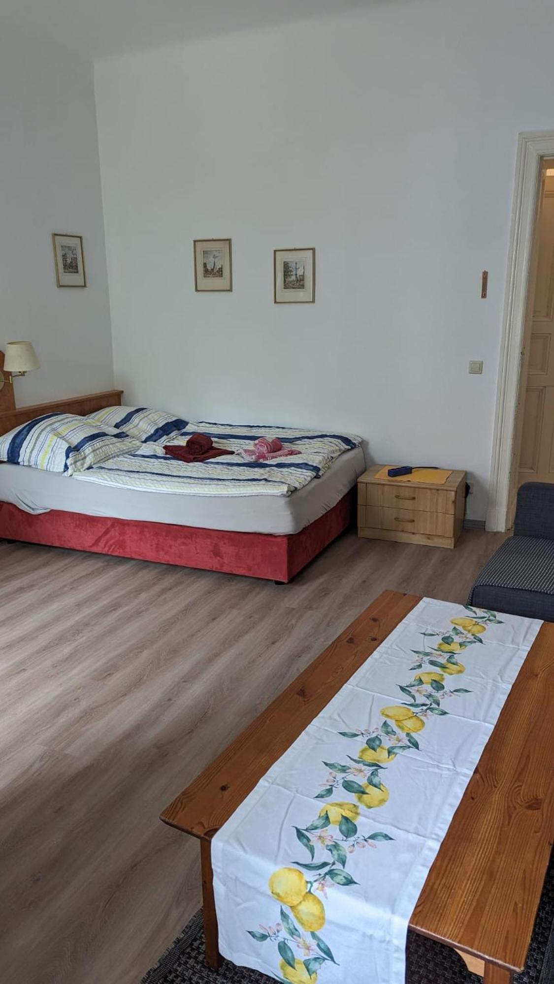 Pension Hubertus Berlin Bagian luar foto