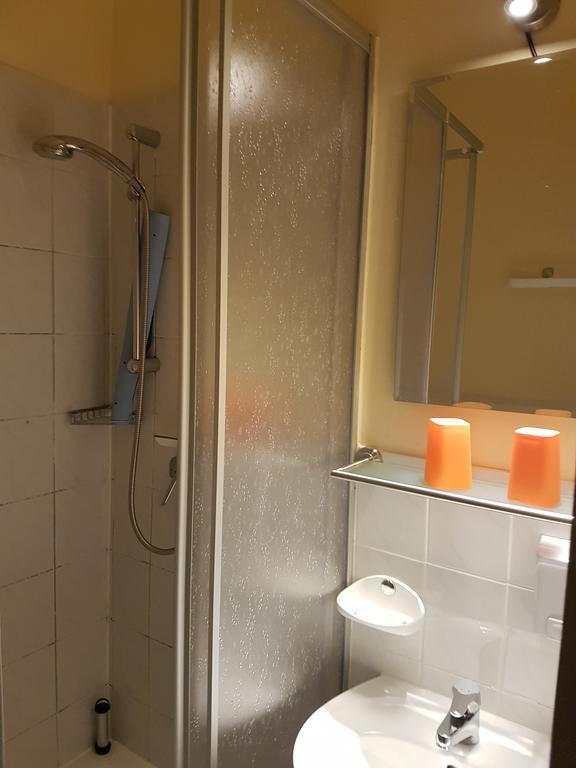 Pension Hubertus Berlin Bagian luar foto